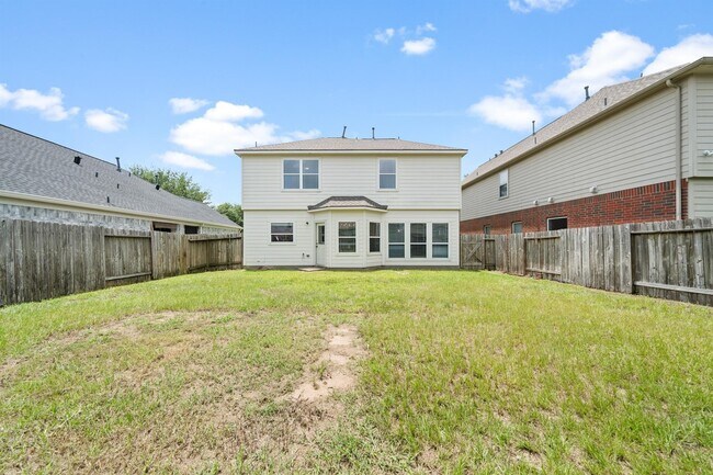 Building Photo - 19622 Hardwood Ridge Tr