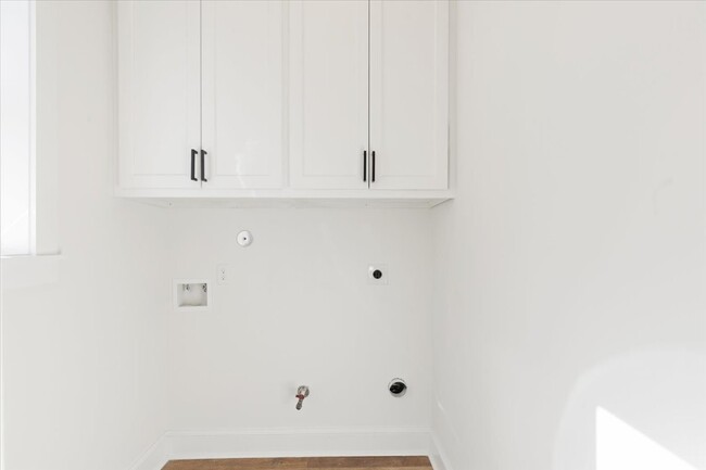 Building Photo - 6725 St Augustine St