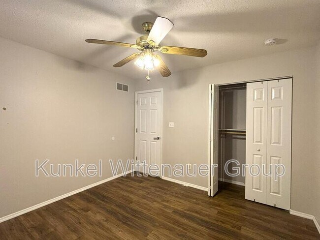 Building Photo - 1514 Peach Orchard Ln