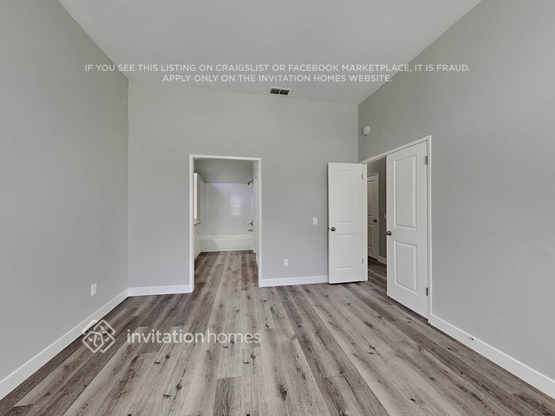 Building Photo - 4345 Country Run Way