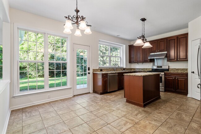 Building Photo - 2507 Dawn Ridge Ct
