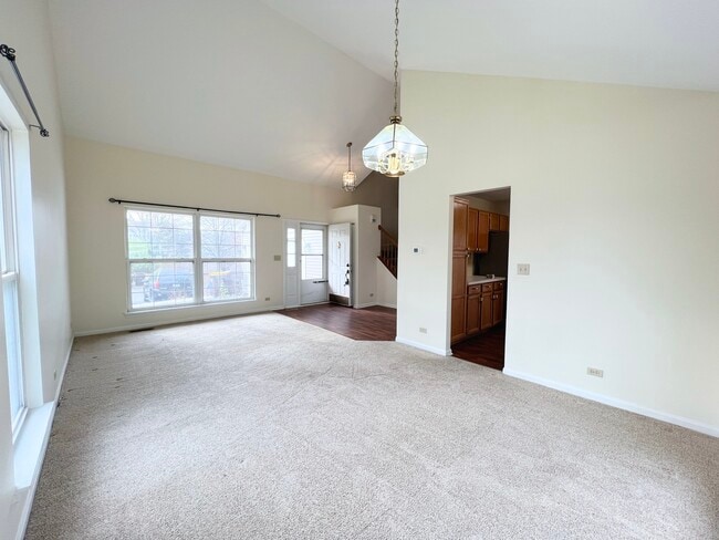 Building Photo - 2006 Aspen Dr