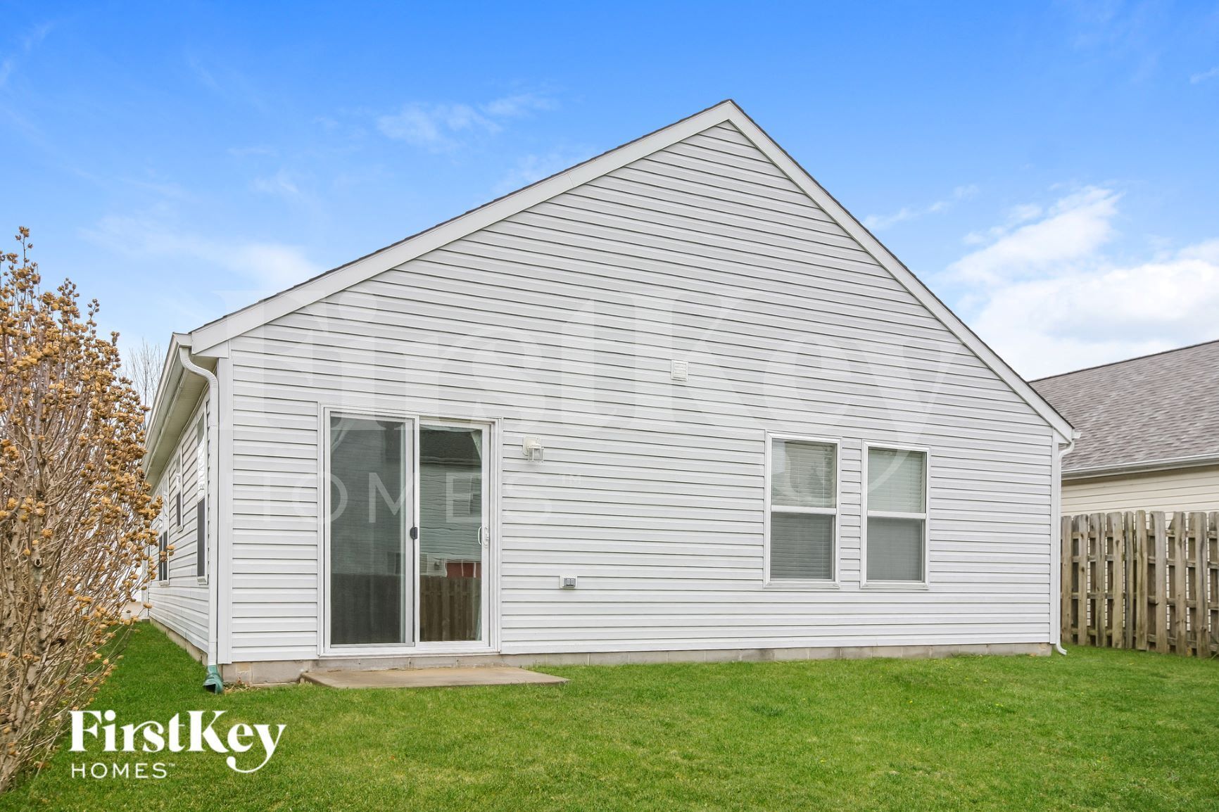 Building Photo - 467 Vernon Pl