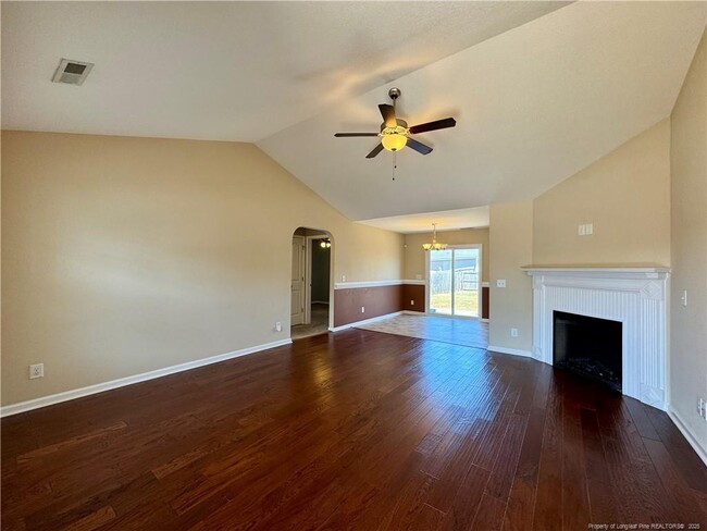 Building Photo - 858 Screech Owl Dr