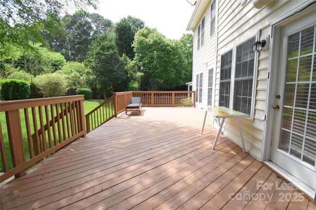 Building Photo - 9936 Corrystone Dr