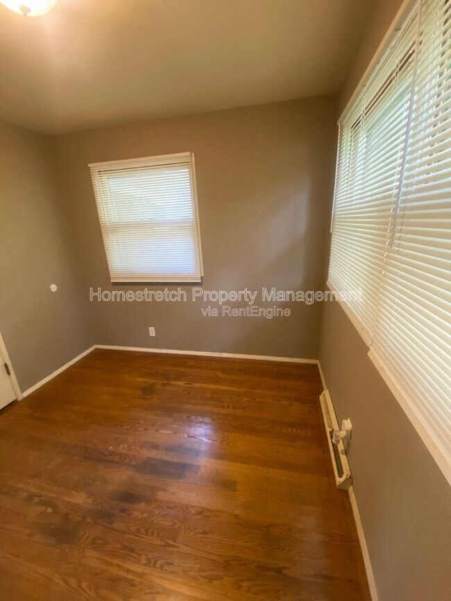 Building Photo - 2220 Argo Dr