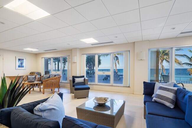 Building Photo - 2066 N Ocean Blvd