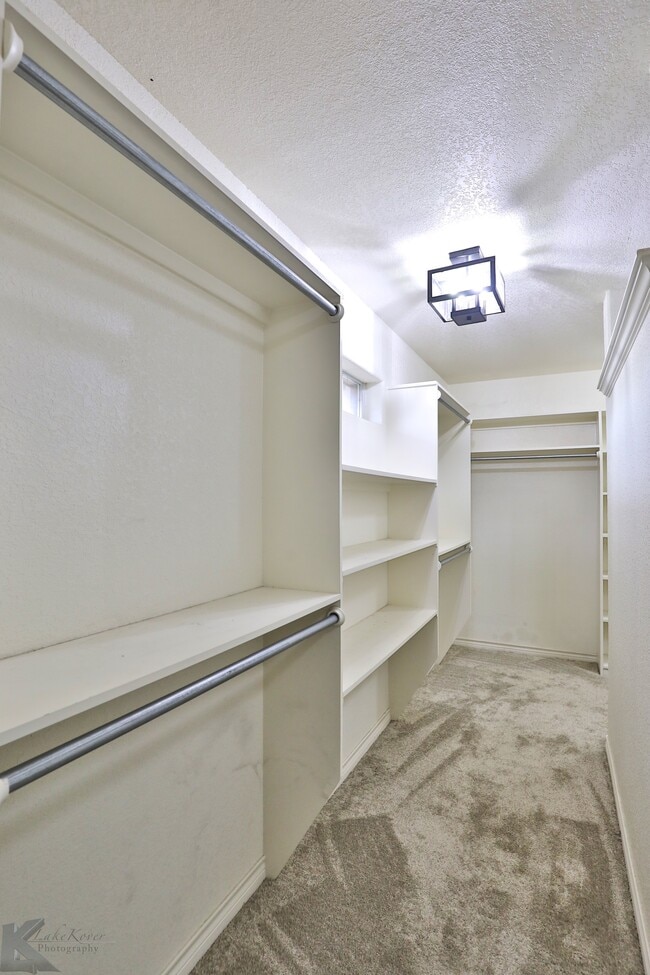 Building Photo - 7125 Sable Cir