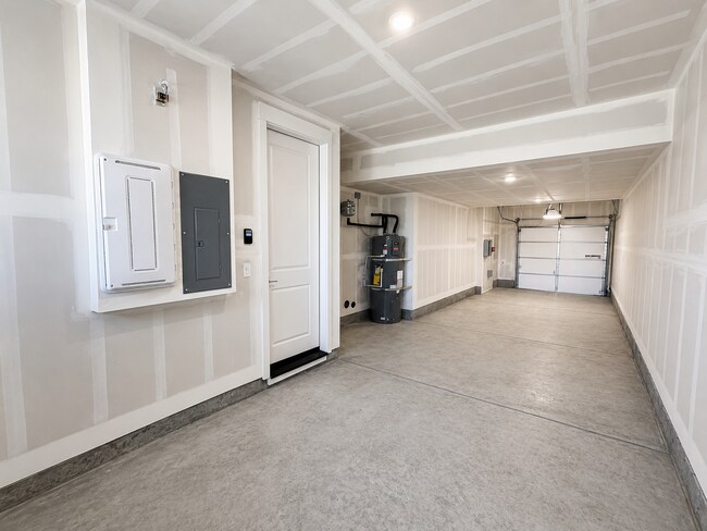 Building Photo - Brand New Townhouse in Livermore at Solera at Arroyo Crossings