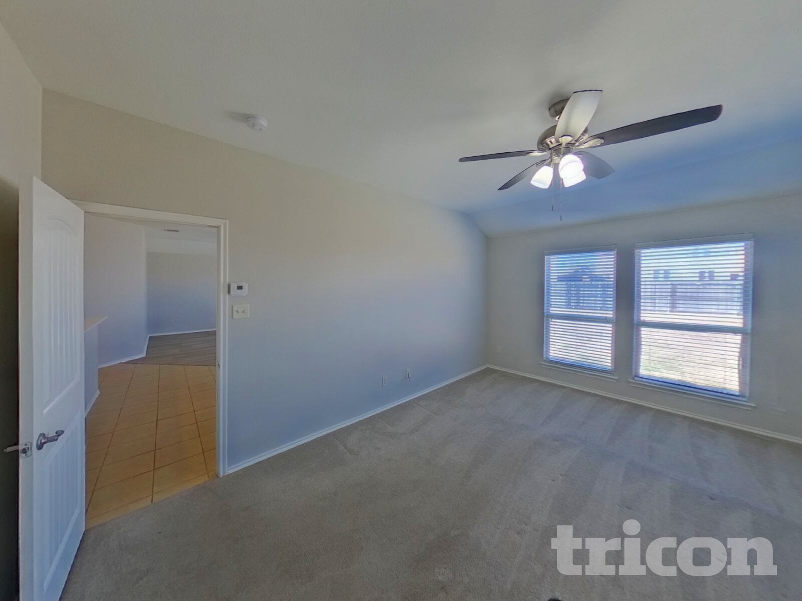 Building Photo - 605 W Grove Cir