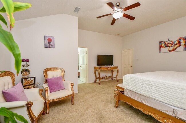 Building Photo - 10303 Sable Trail Ln