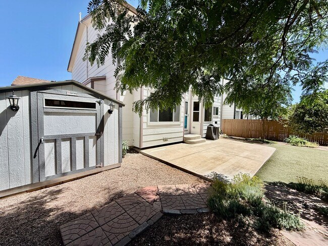 Building Photo - 2112 Bent Tree Ln