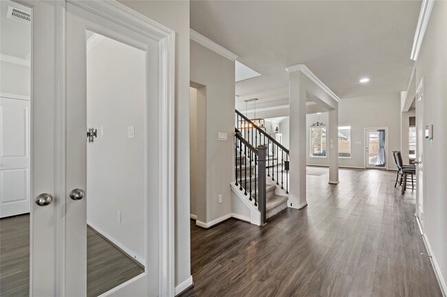 Building Photo - 2502 Arbor Edge Crossing