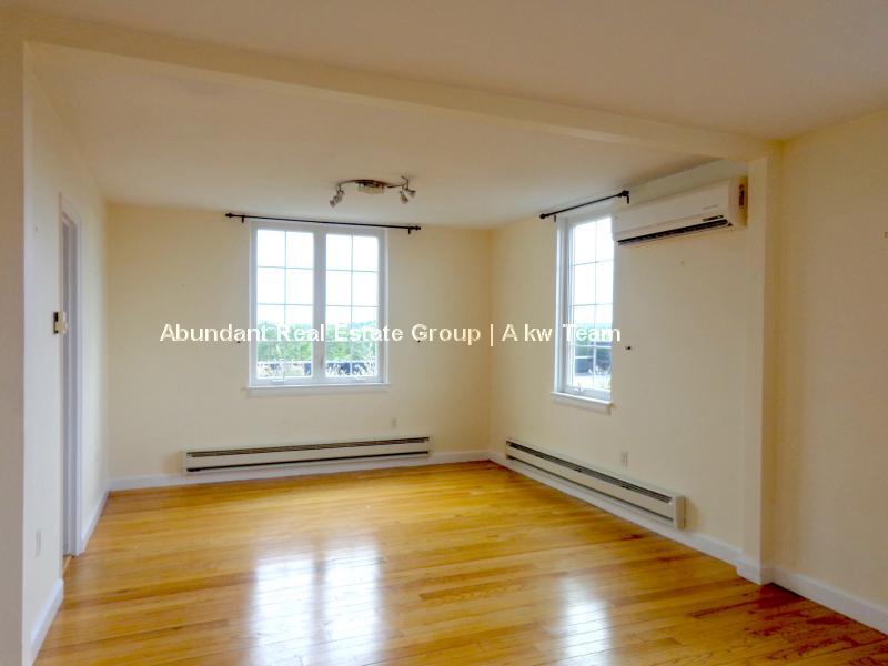 Building Photo - 60 Brattle St