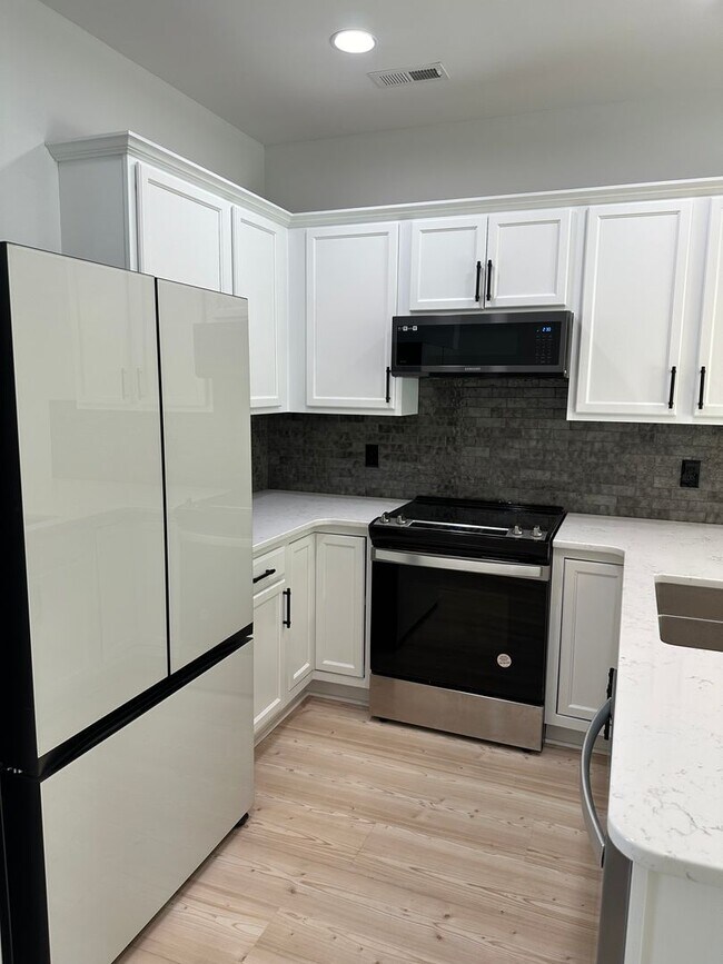 Building Photo - 4554 Exuma Ln