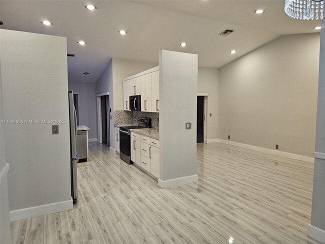 Building Photo - 9217 Paragon Way