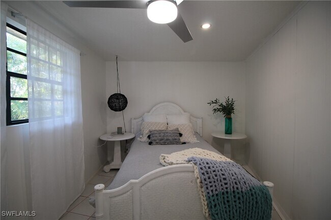 Building Photo - 3799 Quails Walk
