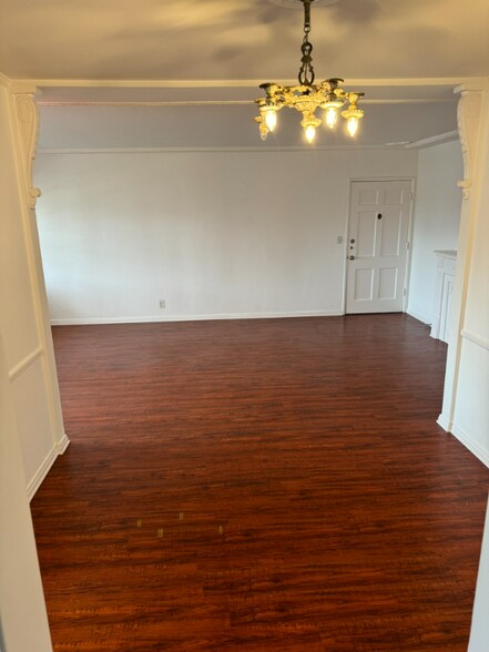 Building Photo - 1648 N Ogden Dr