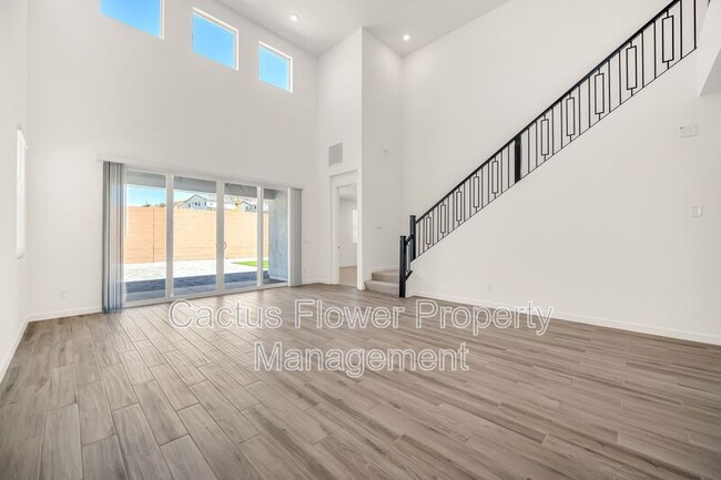 Building Photo - 6946 W Buckhorn Trail