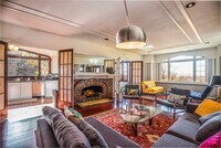 Building Photo - 419 N Main St