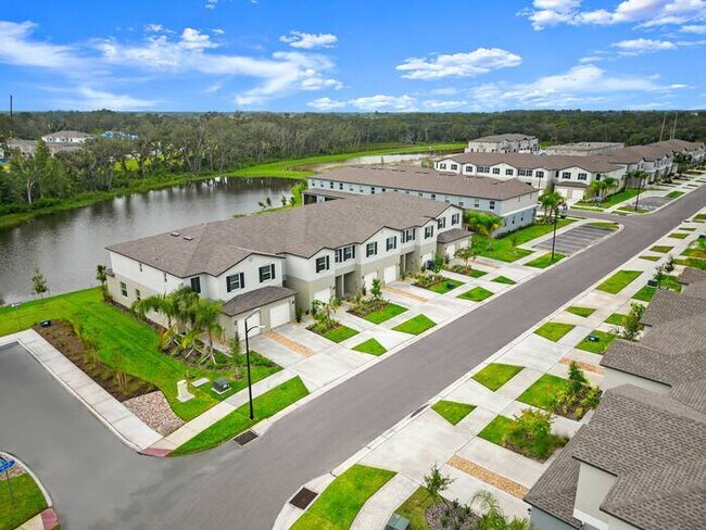 Building Photo - 5047 Capri Hbr Dr