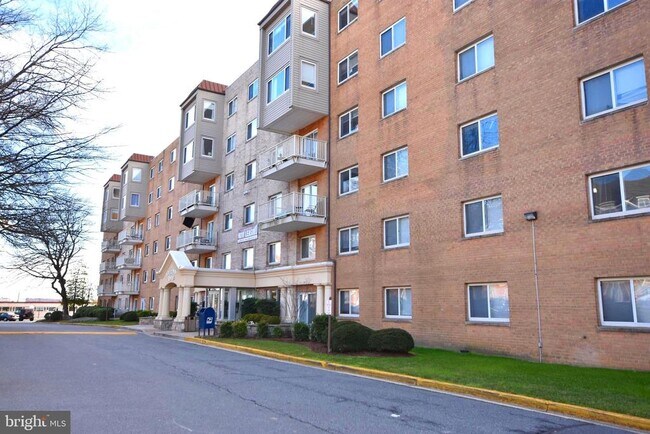 Building Photo - 4313 Knox Rd