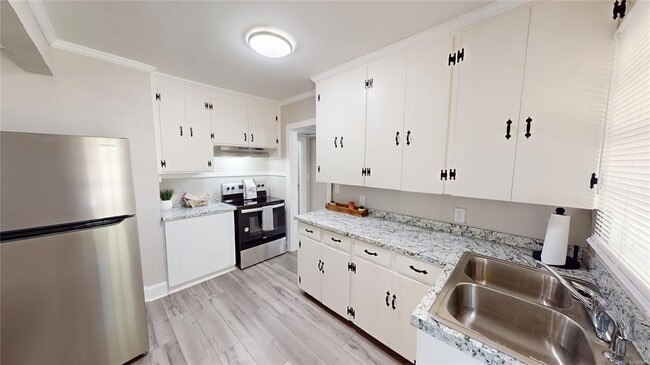 Building Photo - 3881 Gober Rd