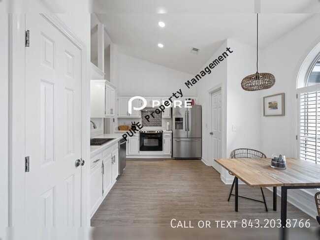 Building Photo - 1985 Gray Battery Ct