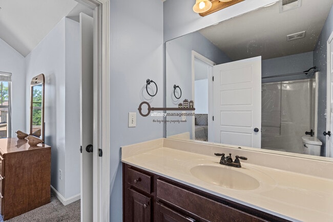 Building Photo - 362 Bowhunter Dr