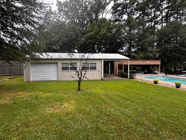 Building Photo - 11773 County Rd 140