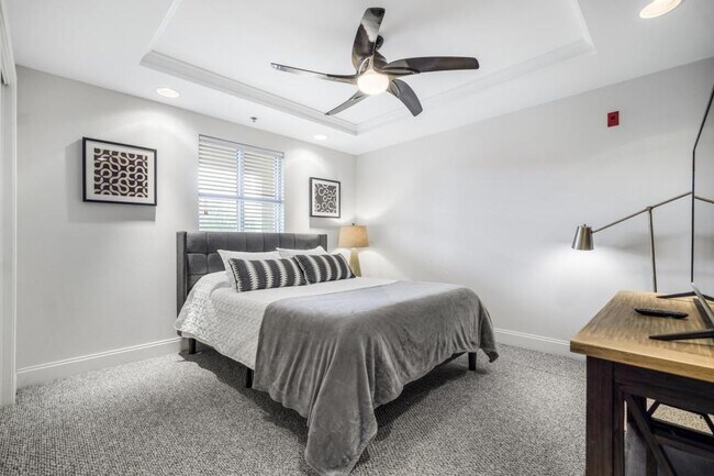 Building Photo - 210 Raceday Center Dr