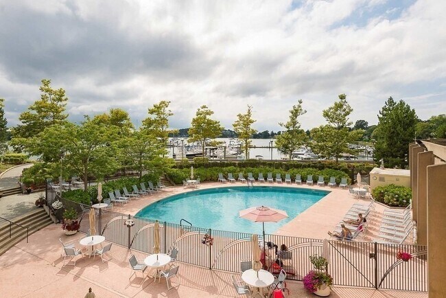 Building Photo - 73 Broad Reach