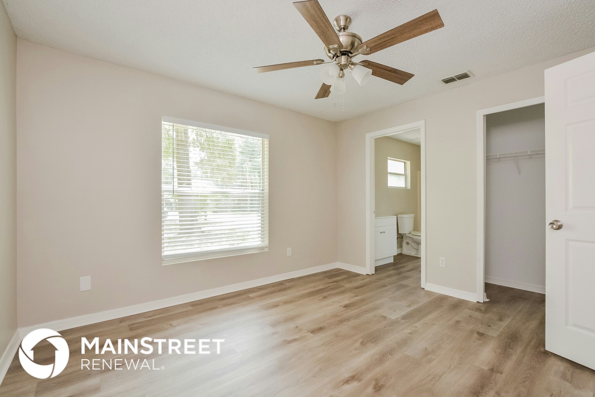 Building Photo - 910 Kentucky Blvd