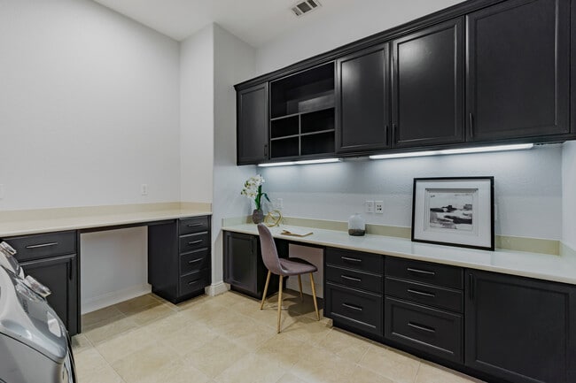 Building Photo - 1631 Chianti Ln