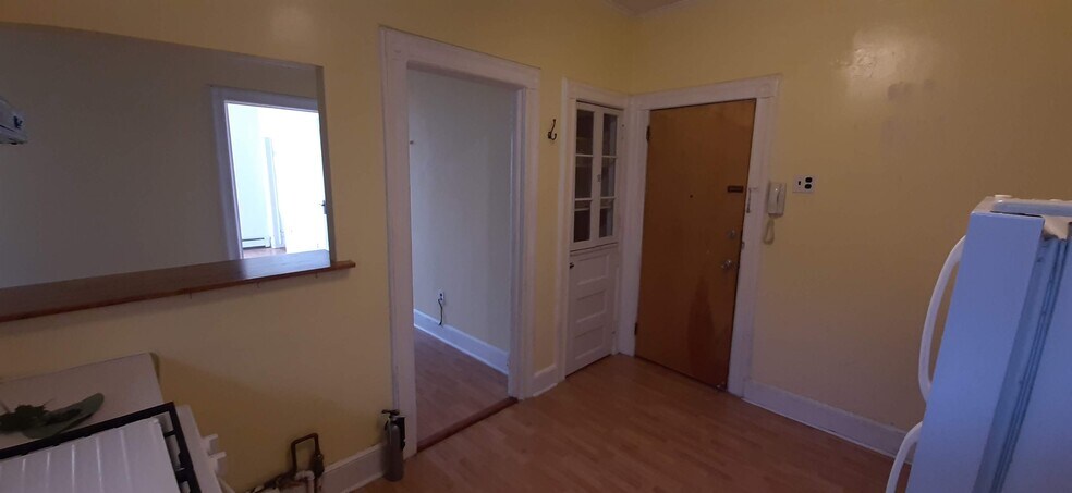 kitchen - 380 2nd St