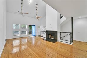 Building Photo - 2202 N Peak St