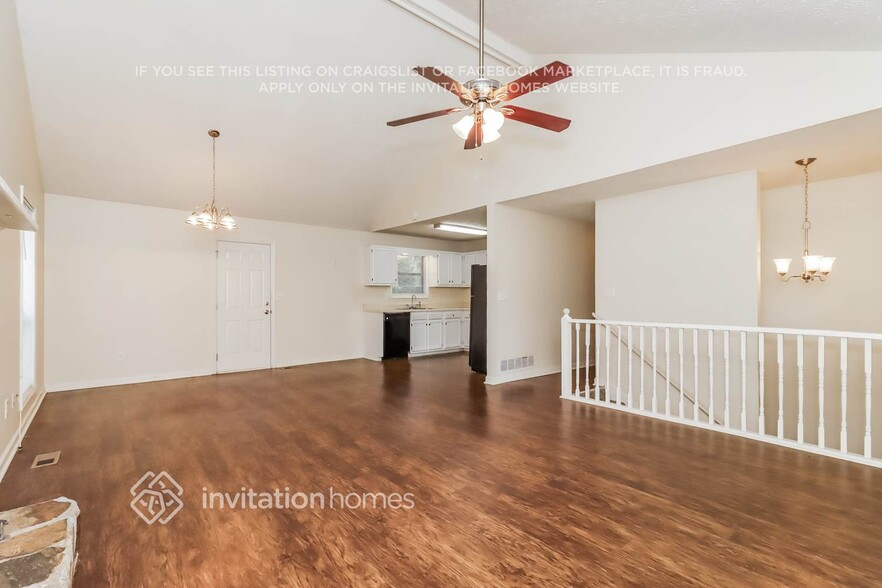 Building Photo - 2594 Bomar Rd