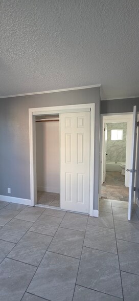 Closet Bedroom #2 - 1551 Hickory Ln