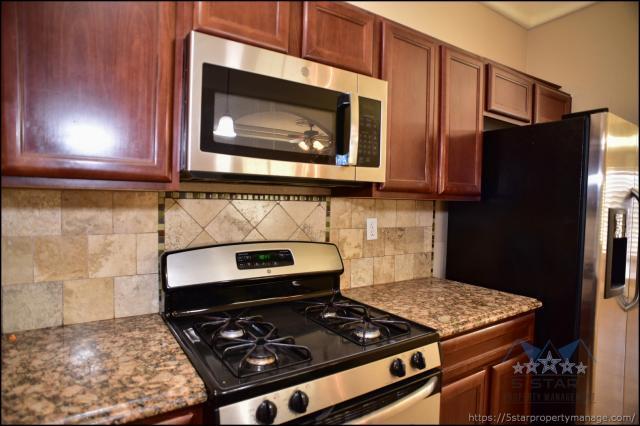 Building Photo - 3 bedroom in El Paso TX 79912