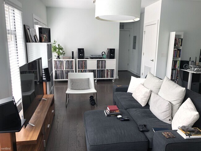 Building Photo - 1 br, 1 bath Condo - Moda Reynoldstown