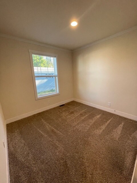 Building Photo - 30 Bellwood Dr