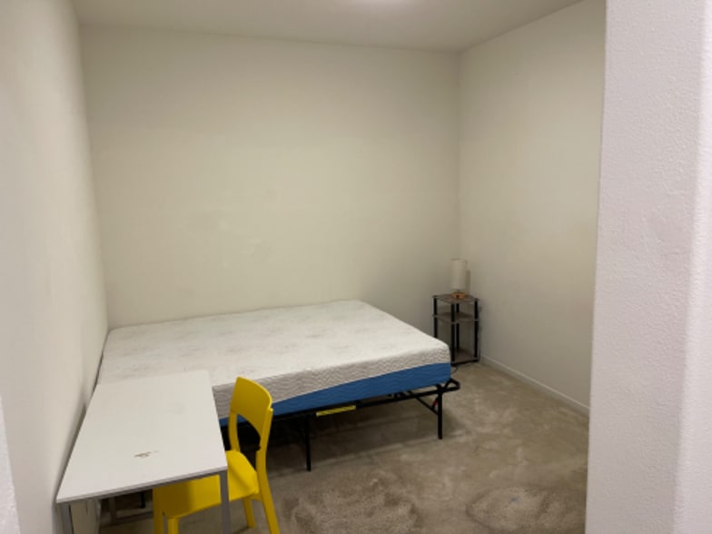 Building Photo - 3973 Trinitas Way