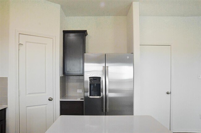 Building Photo - 136 Canley Lp