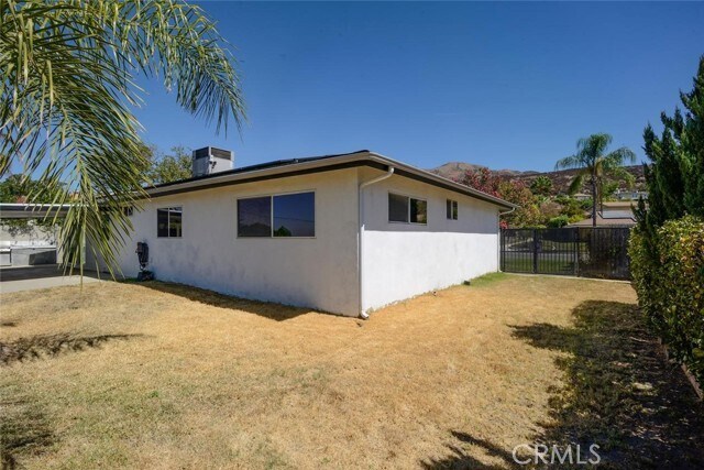 Building Photo - 3803 Piedmont Dr