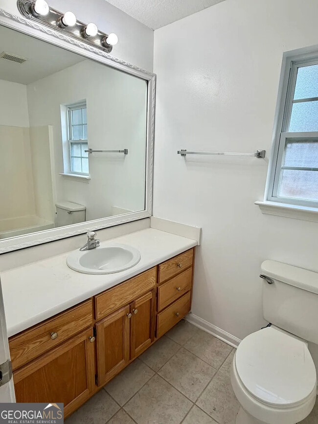 Building Photo - 93 Mollies Ct