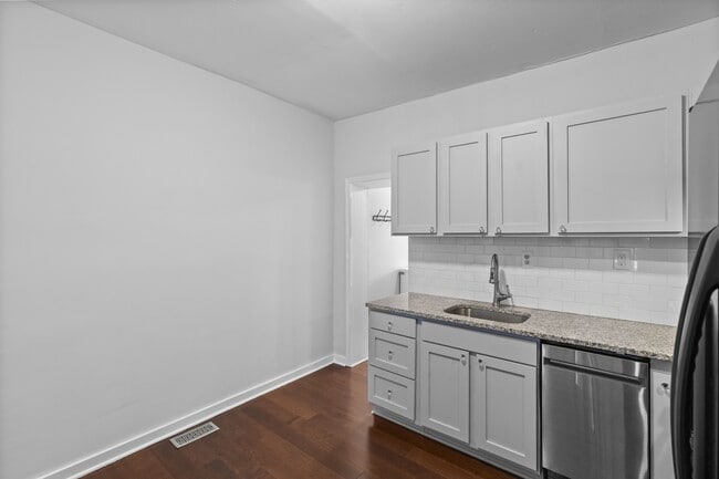 Building Photo - 1423 Olive St