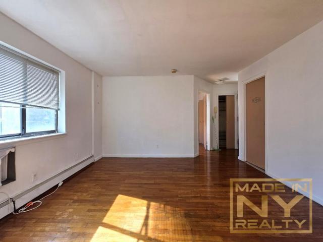 Building Photo - 1 bedroom in FLUSHING NY 11354