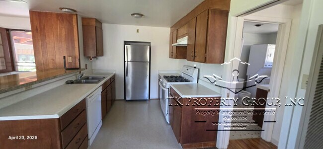 Building Photo - 10719 Moon Valley Rd
