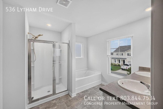 Building Photo - 536 Lytham Dr
