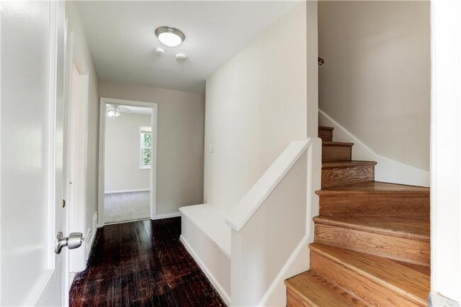 Building Photo - 2308 Mary Baldwin Dr